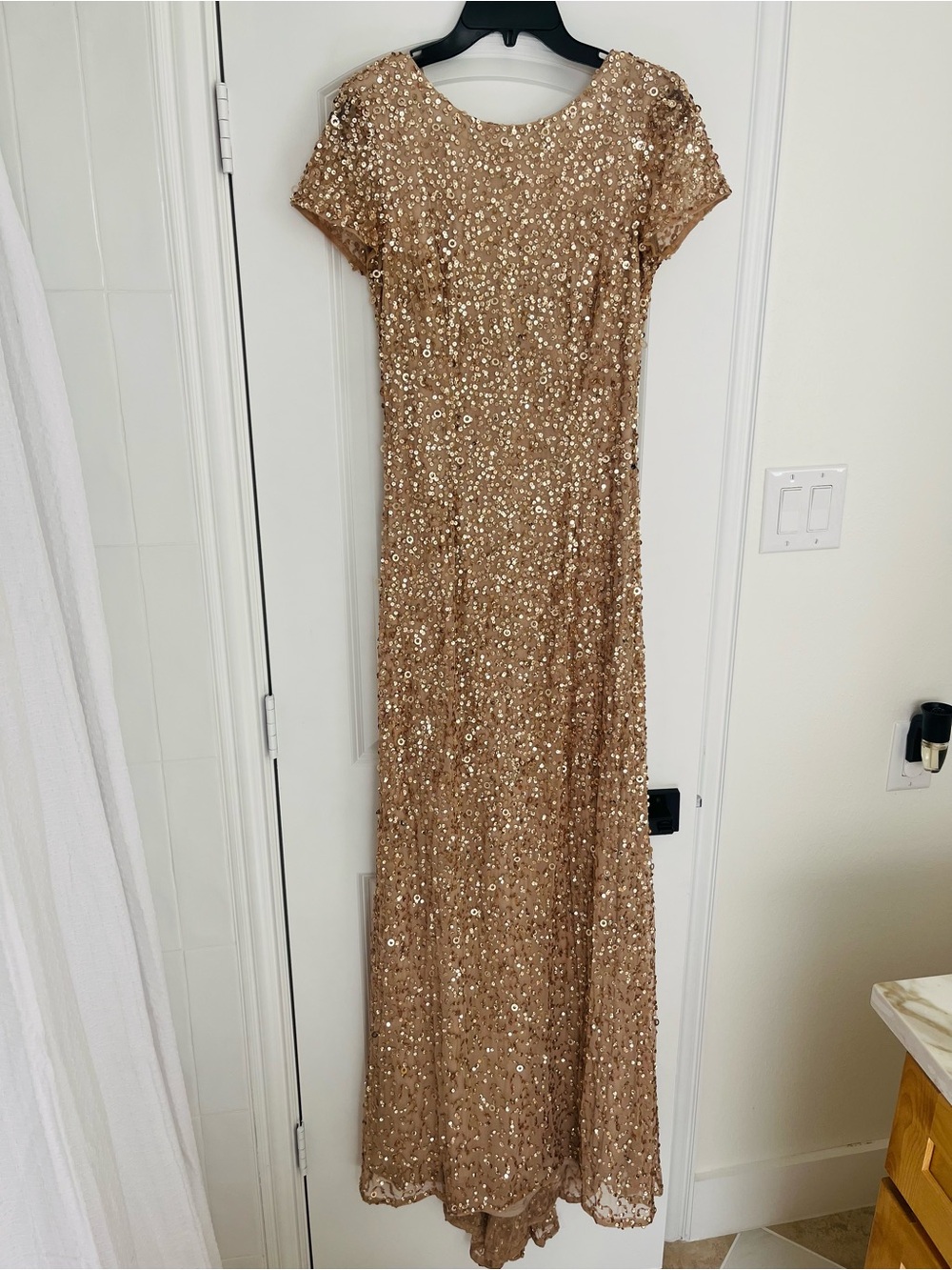 Adrianna Papell Sequin Gold Nude Lined Dress